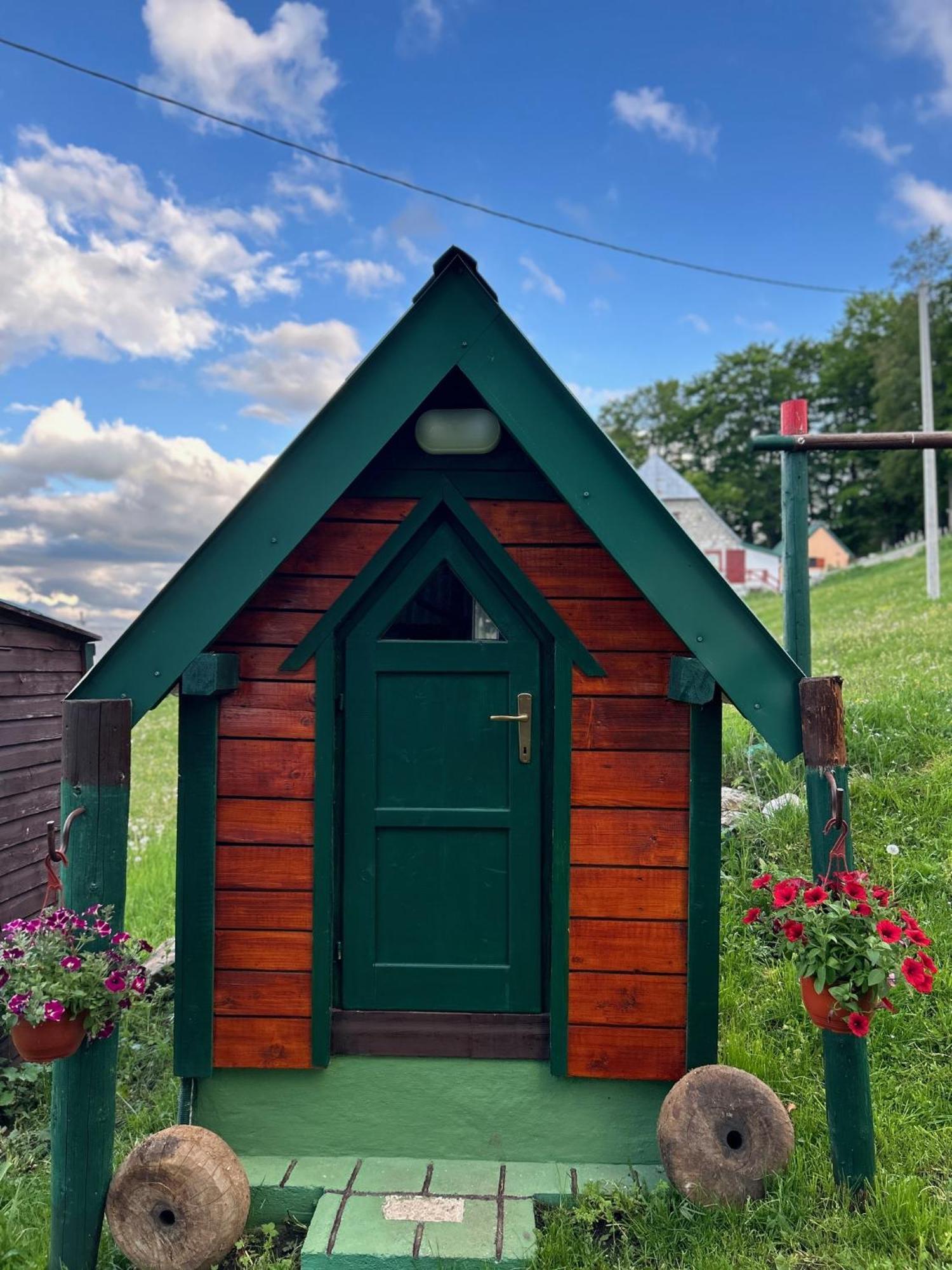 Villa Durmitorska Koliba Sa Kupatilom Žabljak Esterno foto