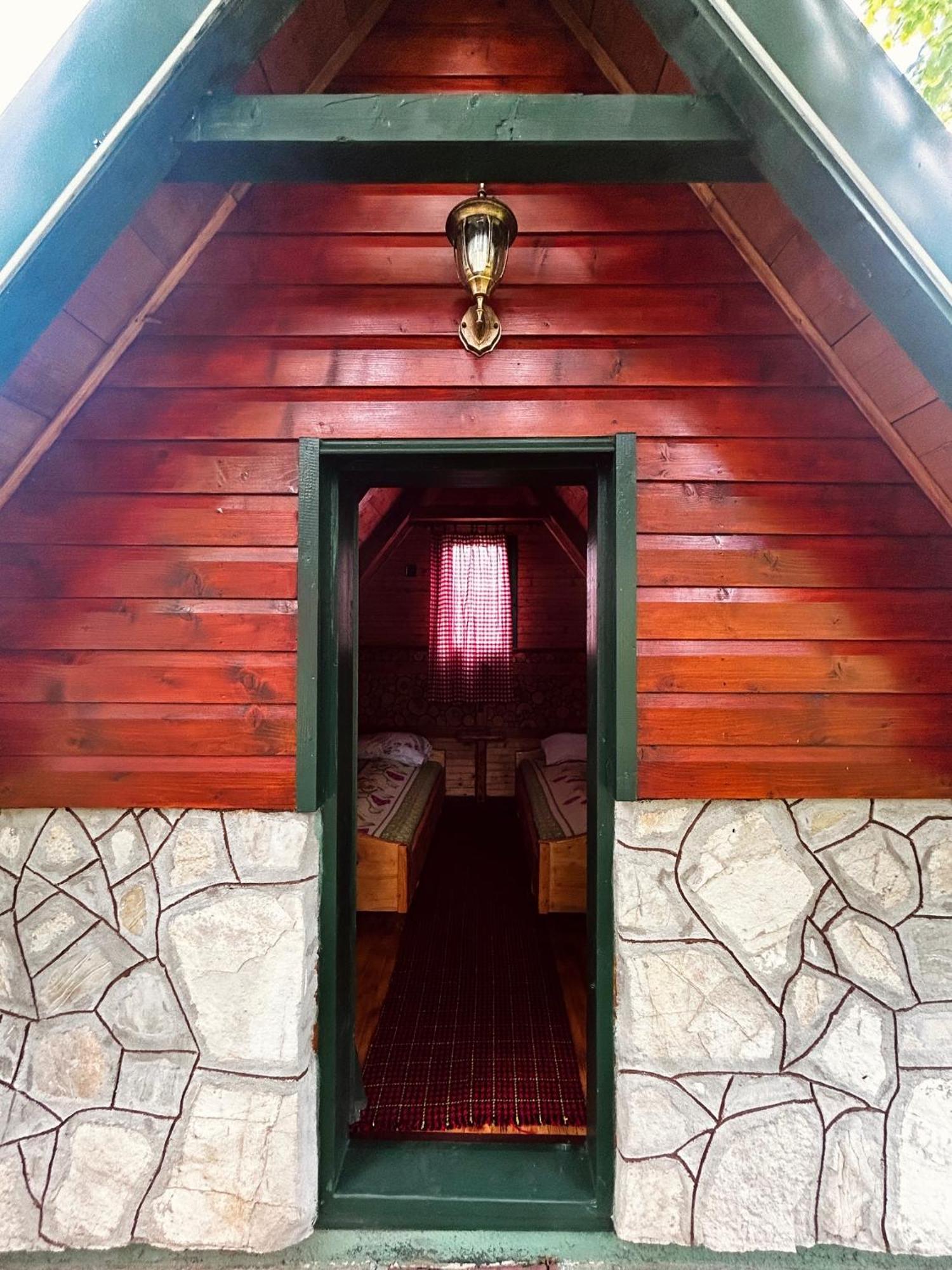 Villa Durmitorska Koliba Sa Kupatilom Žabljak Esterno foto